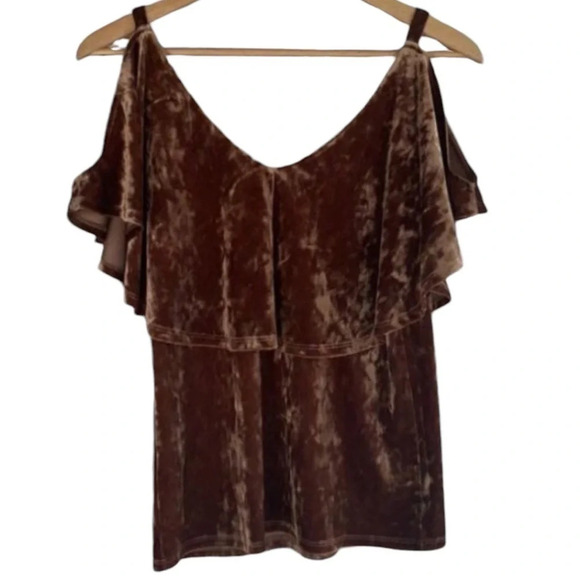 New with tags Cable and Gauge crushed velvet tank size small so cute - Picture 1 of 3